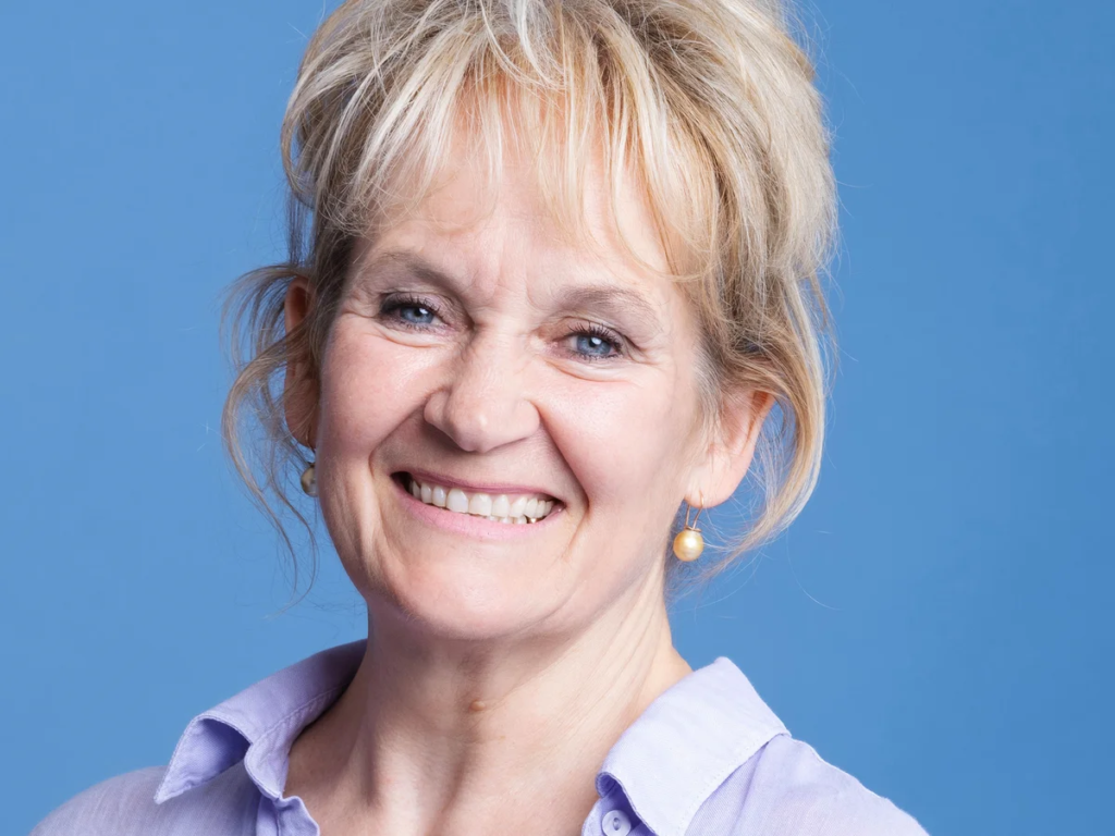 lorraine ashbourne